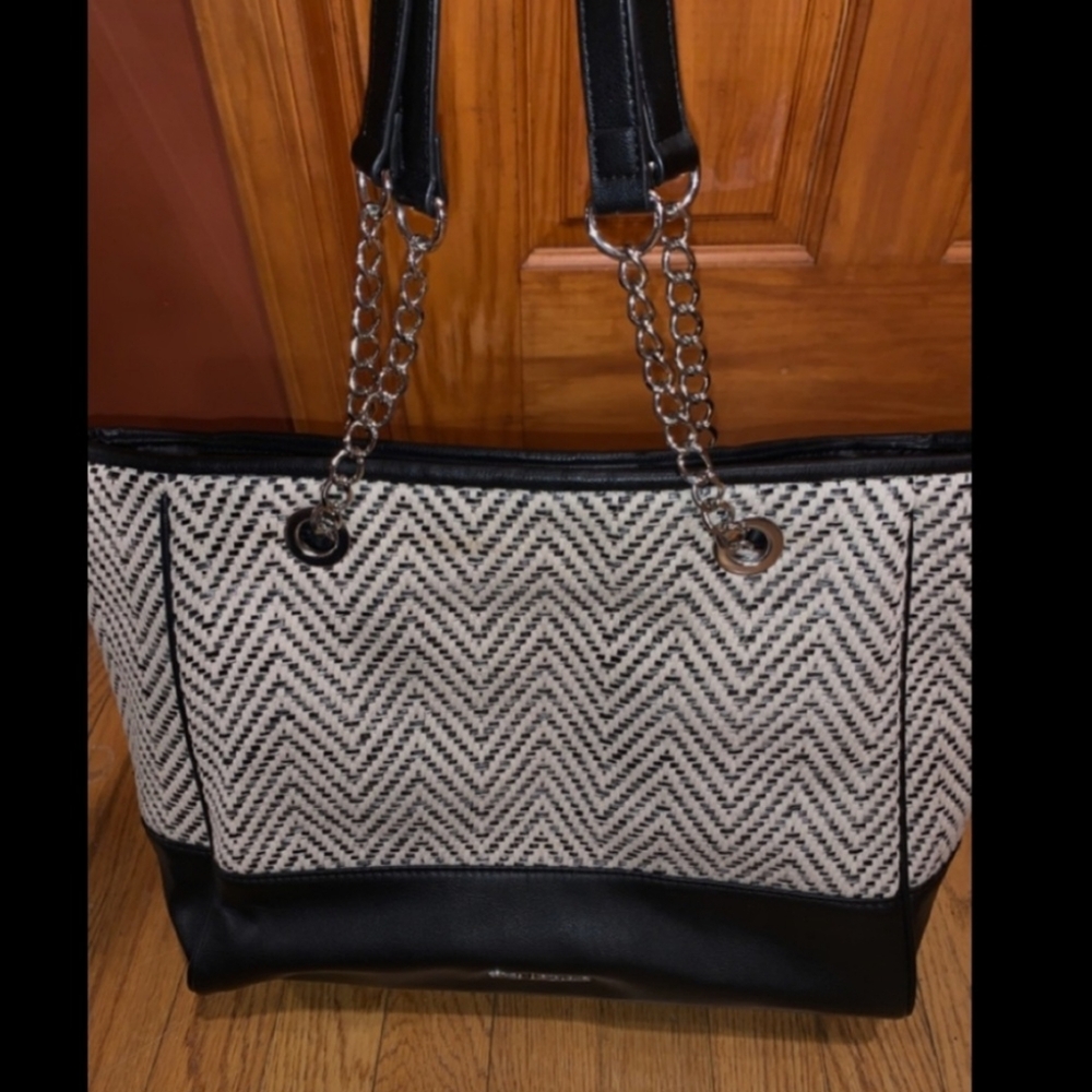 🌠Enzo Anglioni🌠 woven chevron shoulder bag - Picture 2 of 8
